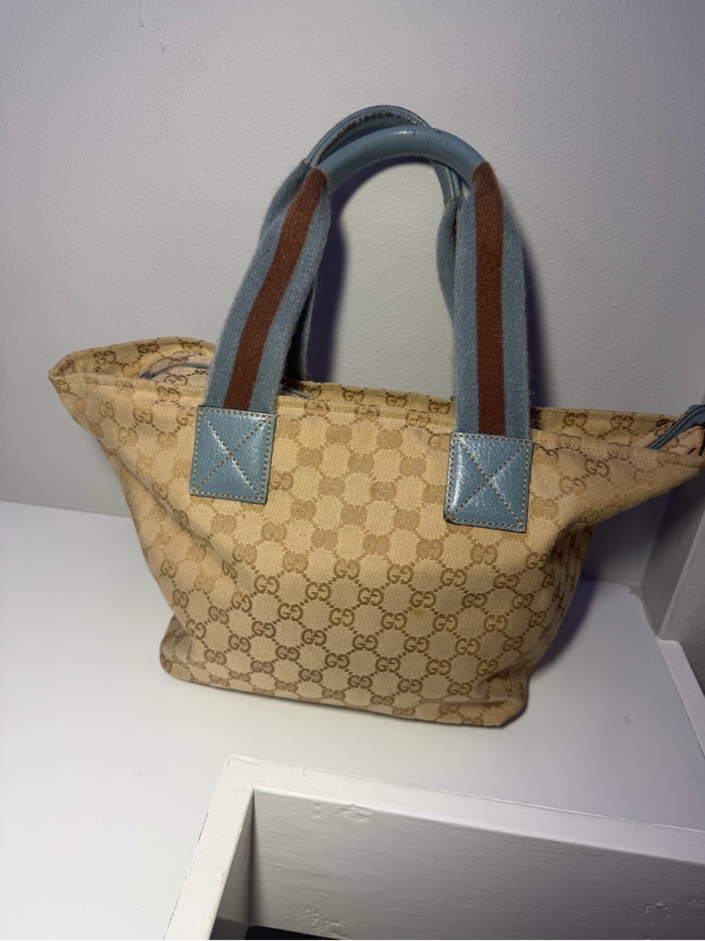 Rare Gucci blue and brown monogram. Pre-loved. Certified on Mercari. - Picture 2 of 14